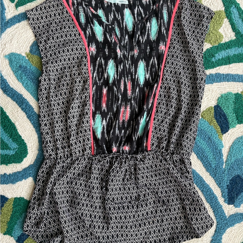 Black and Pink Women's Top